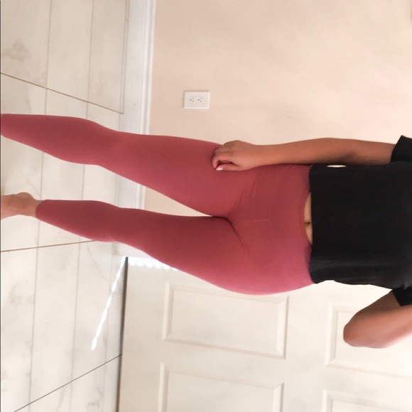 Fabletics Raspberry pink leggings - Picture 3 of 4